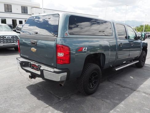 Used 2007 Chevrolet Silverado 2500 LT w/ Suspension Package, Off-Road AWD/4WD image 7
