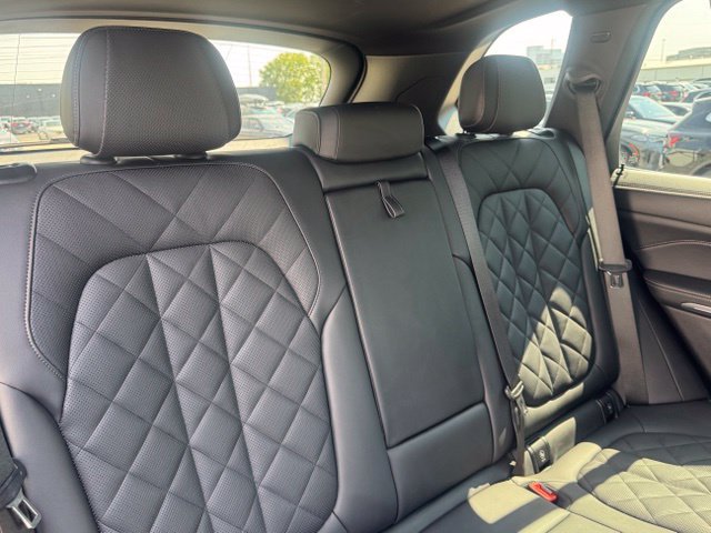 Certified 2025 BMW X5 xDrive40i w/ M Sport Package AWD/4WD image 30