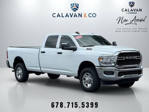Used 2024 RAM 2500 Tradesman w/ Chrome Appearance Group AWD/4WD image 1