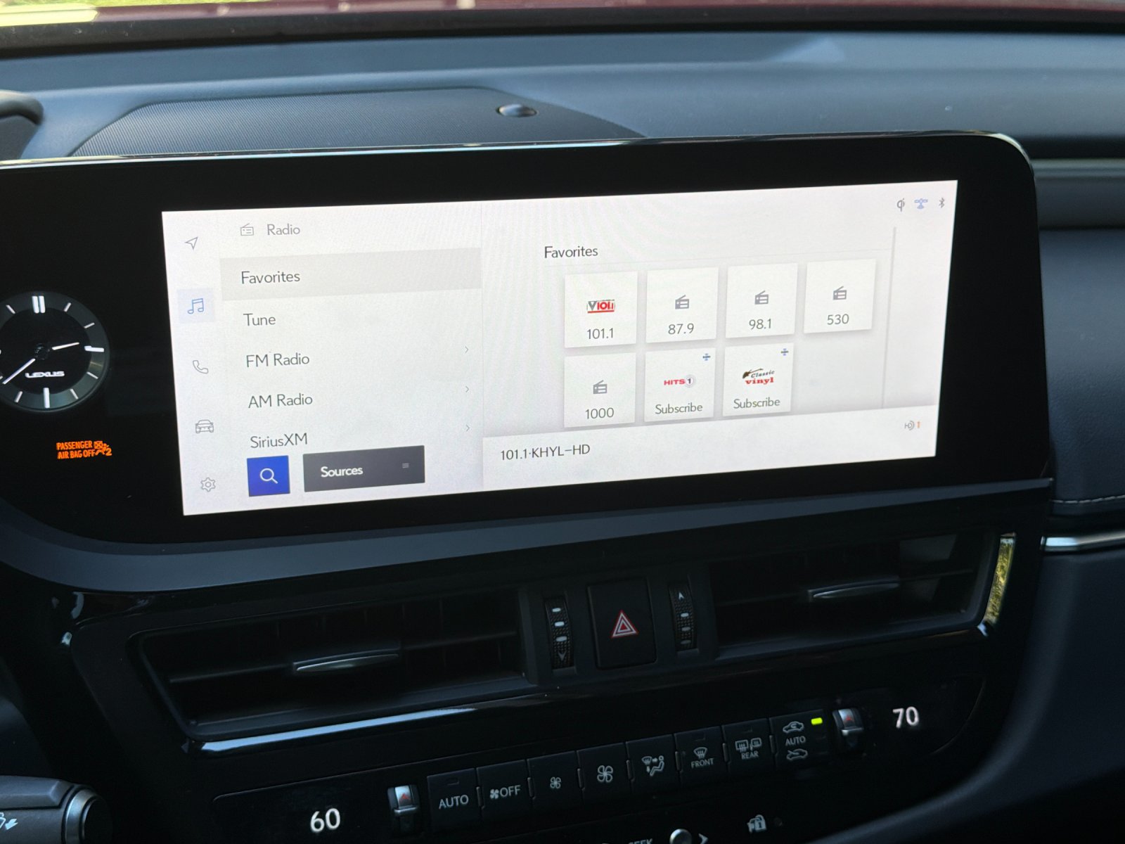Used 2024 Lexus ES 300h F Sport w/ Accessory Package (Z2) FWD image 13