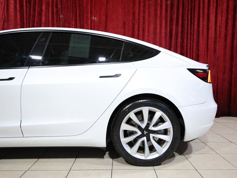 Used 2021 Tesla Model 3 Standard Range Plus image 6