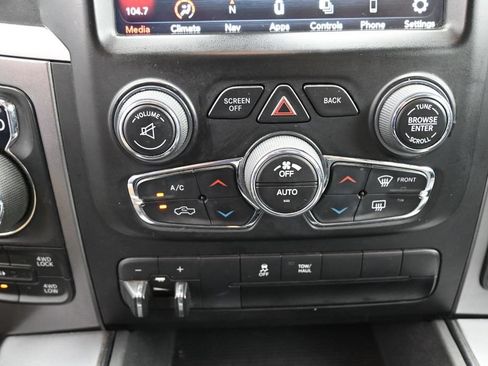 Used 2023 RAM 1500 Classic SLT w/ Trailer & Traction Group AWD/4WD image 15