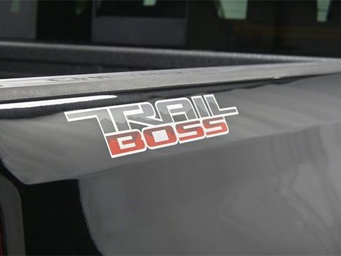 New 2026 Chevrolet Silverado 1500 LT Trail Boss w/ Convenience Package II image 4