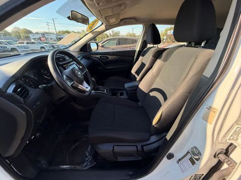 Used 2019 Nissan Rogue Sport S FWD image 19