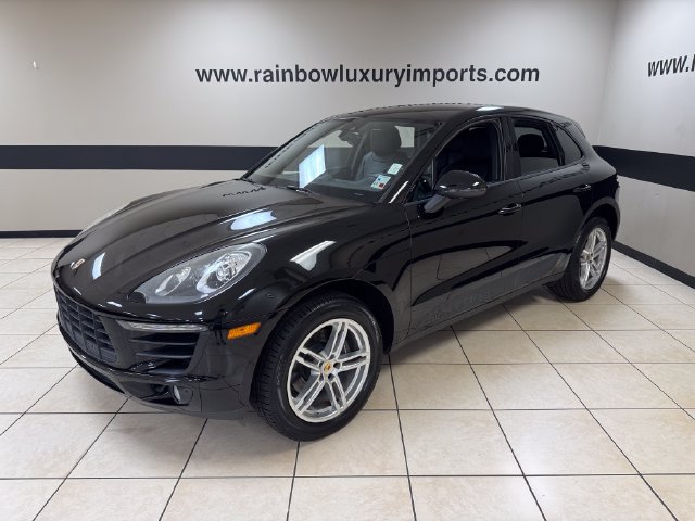 Used 2017 Porsche Macan AWD/4WD image 3