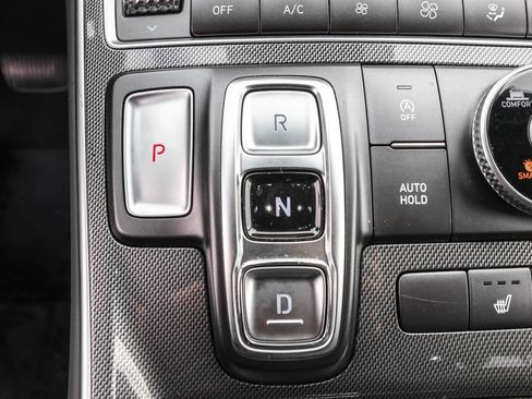 Certified 2023 Hyundai Santa Fe SEL w/ Premium Package AWD/4WD image 28