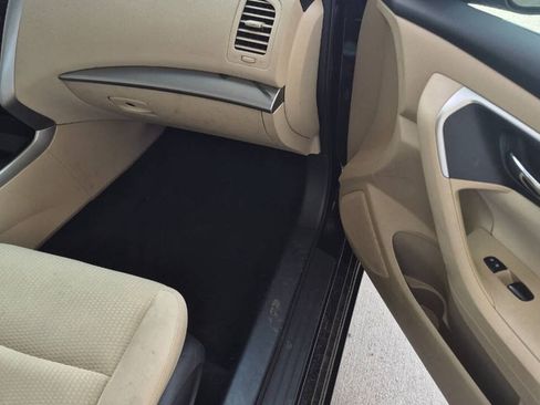 Used 2015 Nissan Altima 2.5 S w/ Sport Value Package FWD image 7