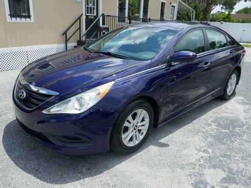 Used 2014 Hyundai Sonata GLS image 2