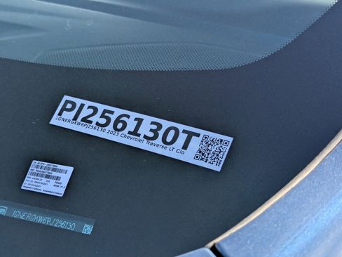 Certified 2023 Chevrolet Traverse LT image 35