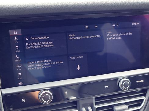 Certified 2023 Porsche Macan image 17