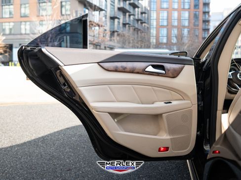 Used 2018 Mercedes-Benz CLS 550 image 44