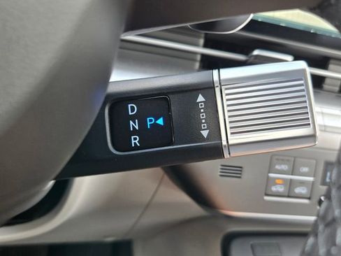 New 2026 Hyundai Kona Limited FWD image 12