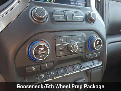 Used 2021 Chevrolet Silverado 2500 LT w/ All Star Edition AWD/4WD image 16