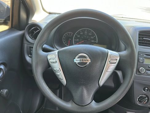 Used 2017 Nissan Versa S Plus image 31