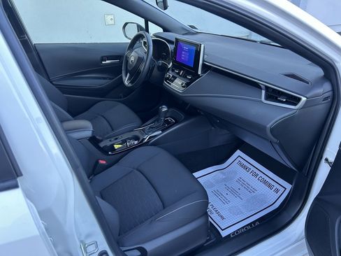 Used 2023 Toyota Corolla SE image 13