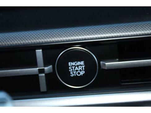 Used 2025 Hyundai Santa Fe SE image 25