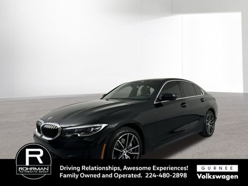 Used 2021 BMW 330i xDrive Sedan w/ Premium Package image 2
