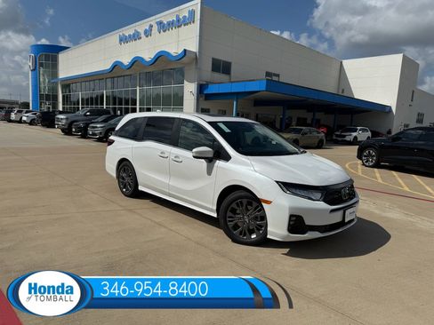 New 2026 Honda Odyssey Touring image 1