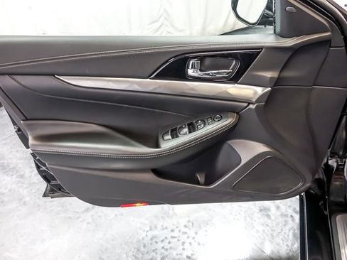 Used 2023 Nissan Maxima SV w/ Floor Mat Group FWD image 24