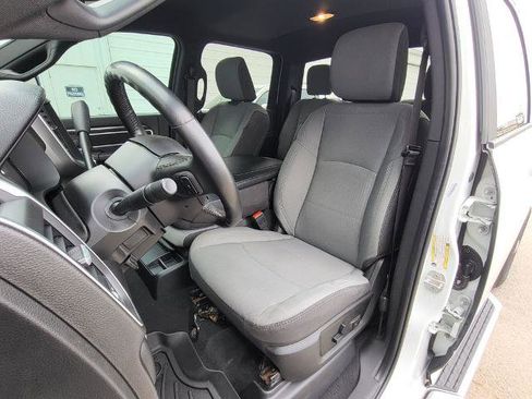 Used 2024 RAM 2500 Big Horn image 17