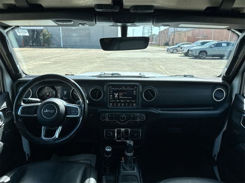 Used 2020 Jeep Wrangler Unlimited Sahara w/ Dual Top Group image 30