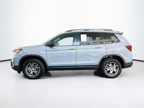 Used 2024 Honda Passport TrailSport image 4