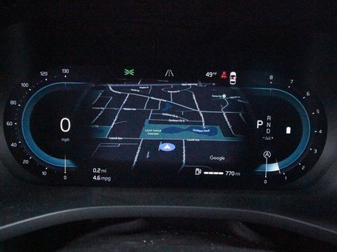 Certified 2025 Volvo XC60 B5 Plus image 15