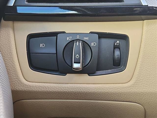 Used 2018 BMW 340i Sedan RWD image 22