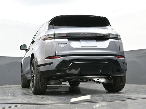 Used 2025 Land Rover Range Rover Evoque Dynamic SE AWD/4WD image 28
