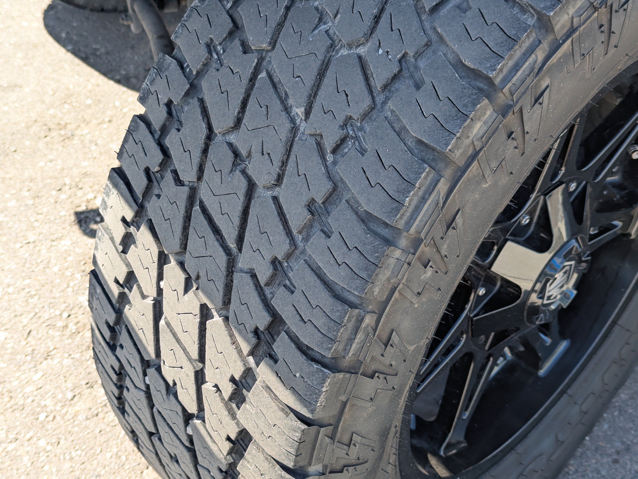 Used 2013 Jeep Wrangler Unlimited Sahara w/ Connectivity Group AWD/4WD image 42