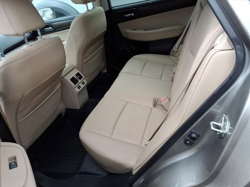 Used 2016 Subaru Outback 2.5i Limited image 8
