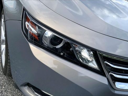 Used 2017 Chevrolet Impala Premier w/ Enhanced Convenience Package FWD image 27