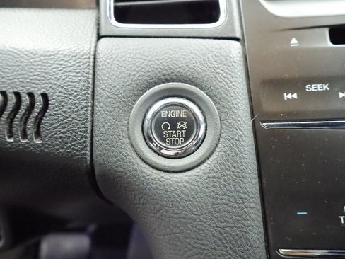 Used 2013 Ford Taurus SEL AWD/4WD image 26