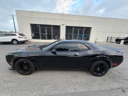 Used 2023 Dodge Challenger R/T Scat Pack RWD image 2