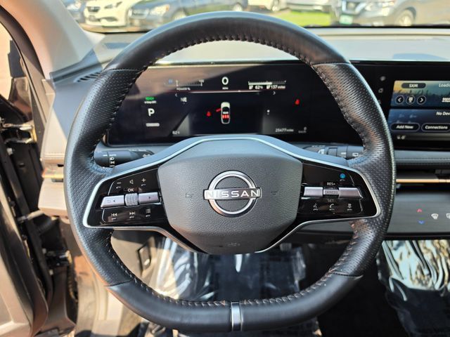 Used 2023 Nissan Ariya FWD image 14