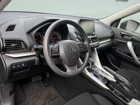 Used 2023 Mitsubishi Eclipse Cross LE AWD/4WD image 16