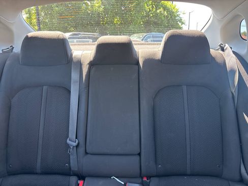 Used 2019 Kia Optima LX FWD image 12