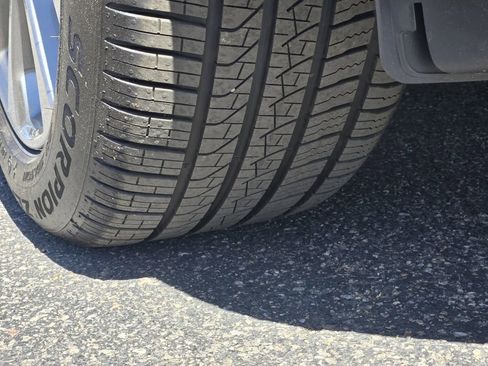 New 2026 BMW X5 xDrive50e AWD/4WD image 12