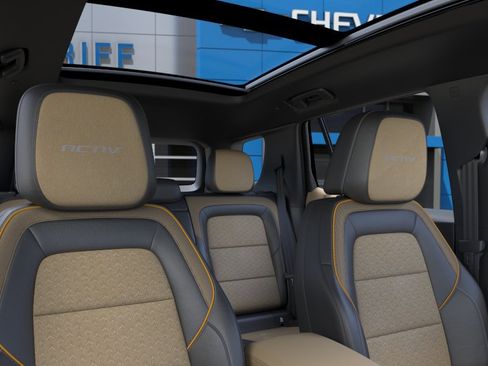 New 2026 Chevrolet Equinox ACTIV w/ Convenience Package III FWD image 47