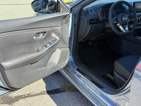 New 2025 Nissan Sentra SR w/ SR Premium Package image 15