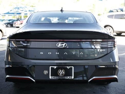 New 2026 Hyundai Sonata Limited FWD image 4