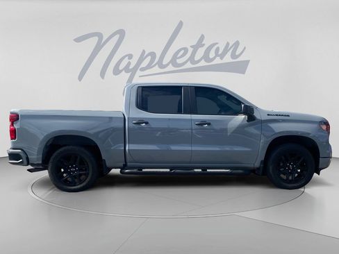 Used 2024 Chevrolet Silverado 1500 Custom w/ Turbomax Blackout Package RWD image 9