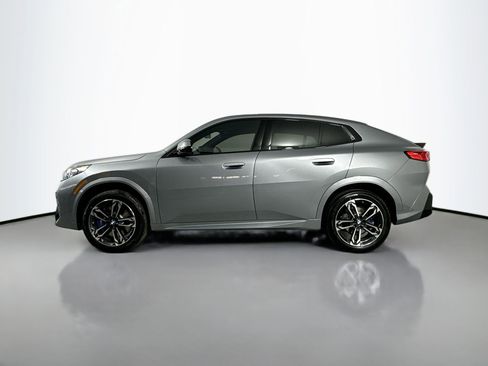 New 2026 BMW X2 xDrive28i w/ Technology Package image 8