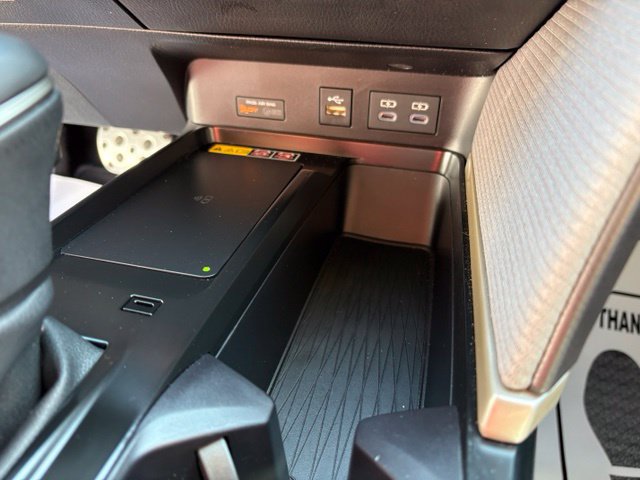 Used 2026 Toyota Camry SE w/ Convenience Package FWD image 19