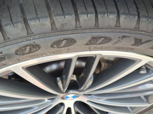 Used 2023 BMW 530i w/ Premium Package RWD image 12