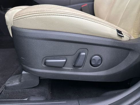 Certified 2023 Hyundai Santa Fe SEL image 10