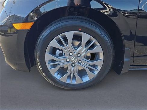 New 2026 Honda Odyssey Touring image 10