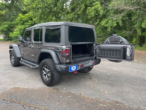 Used 2020 Jeep Wrangler Unlimited Rubicon AWD/4WD image 41
