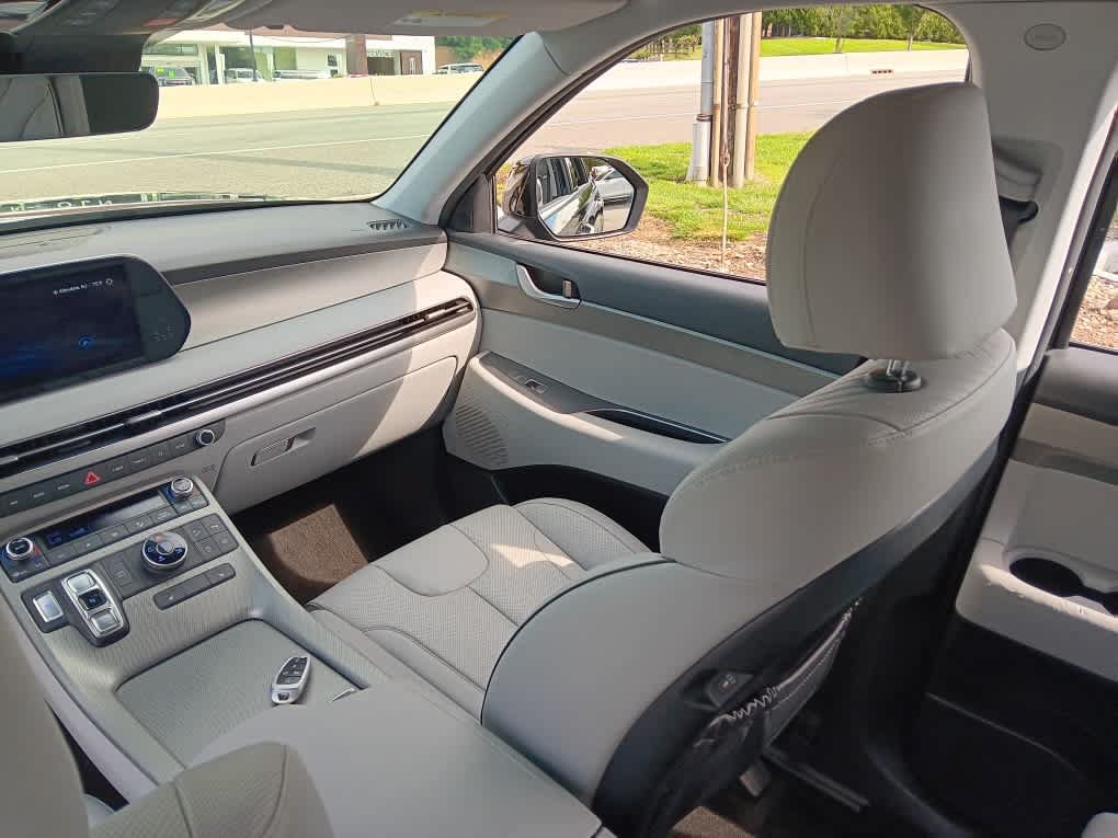 Used 2023 Hyundai Palisade SEL AWD/4WD image 12