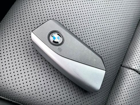 Used 2025 BMW X3 xDrive30i w/ Convenience Package image 14